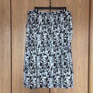 Mid-length black and white skirt, Gap, XL